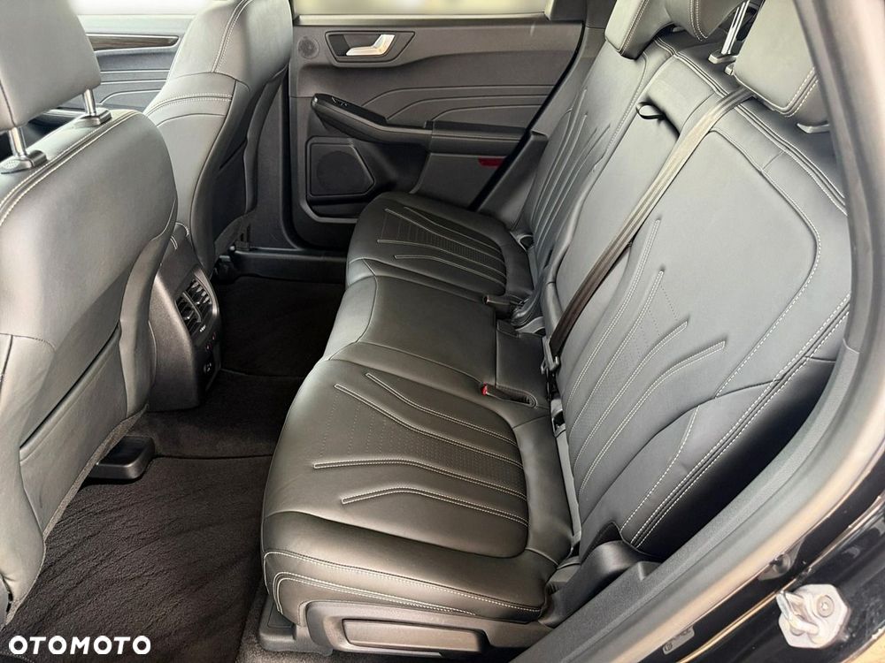 Ford Kuga - 22