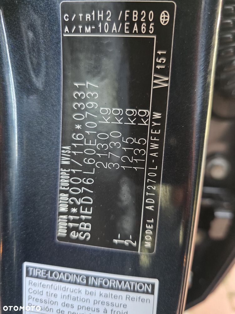 Toyota Avensis - 32