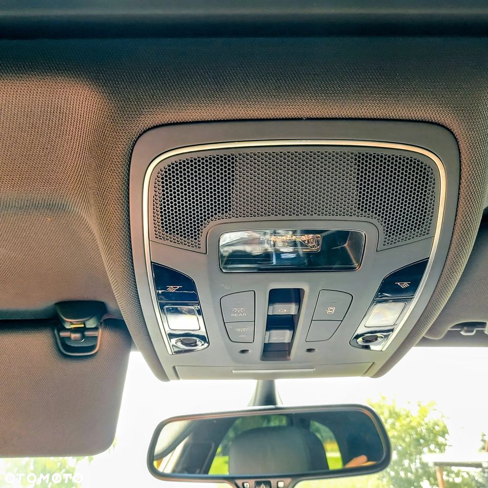 Audi A6 Avant 2.0 TDI ultra S tronic - 20