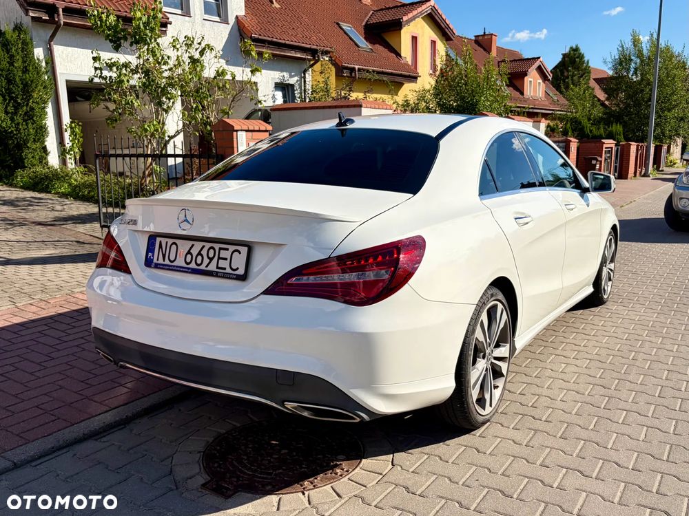 Mercedes-Benz CLA 250 7G-DCT - 15