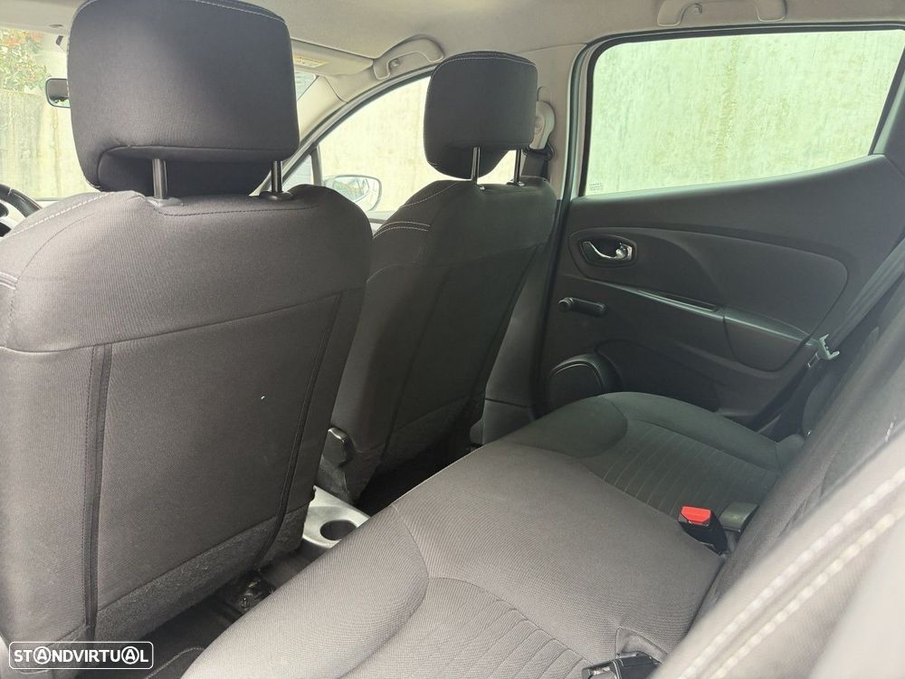 Renault Clio 1.5 dCi Dynamique S - 13