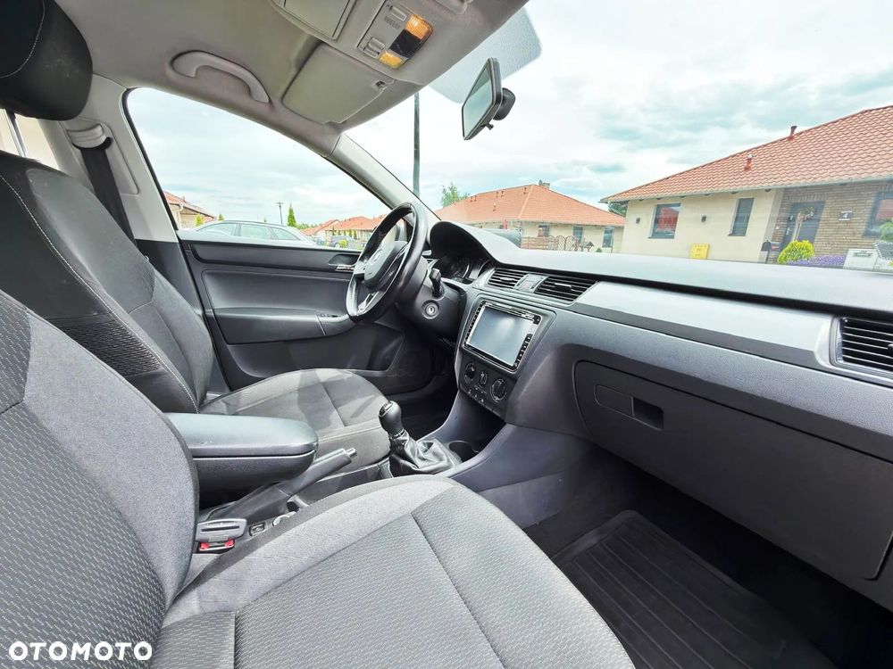 Skoda RAPID - 14