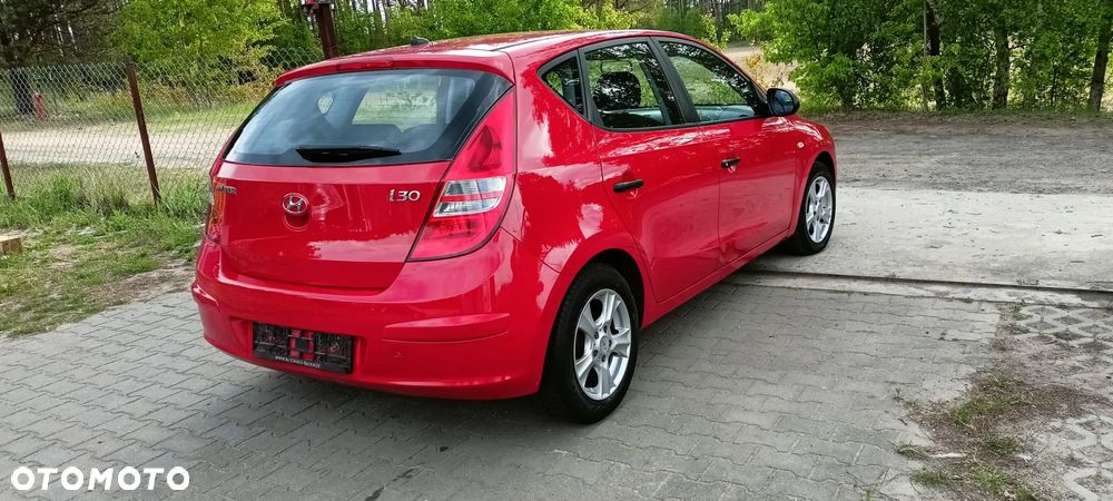 Hyundai i30 1.4 Comfort - 11