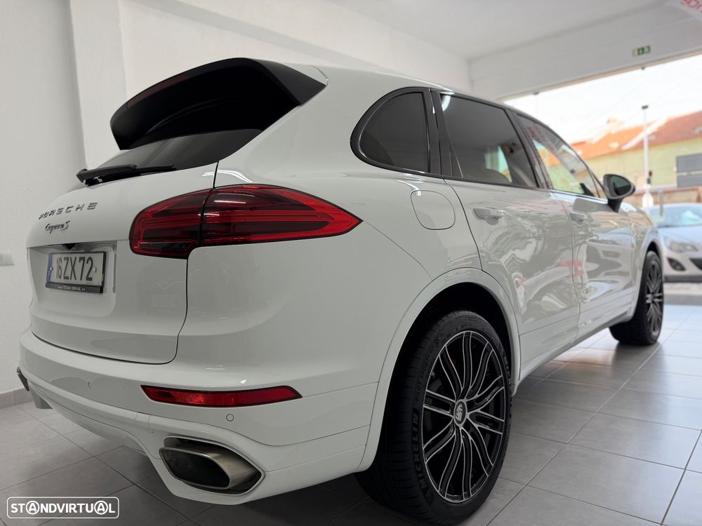 Porsche Cayenne Tiptronic S - 8