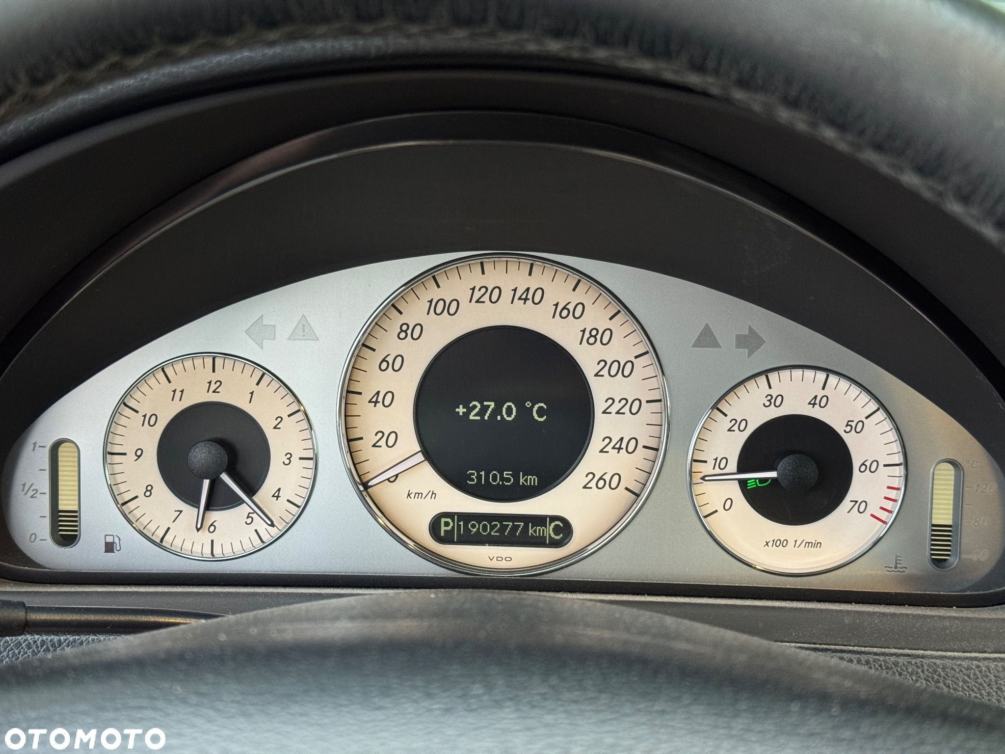 Mercedes-Benz CLK - 10