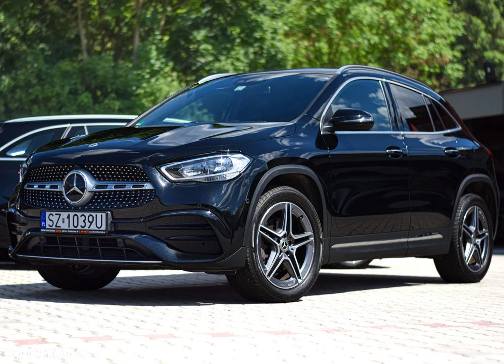 Mercedes-Benz GLA 250 e 8G-DCT AMG Line - 29
