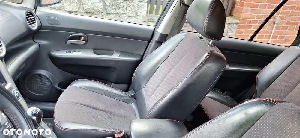 Kia Carens 2.0 CRDi Freedom 7os - 10