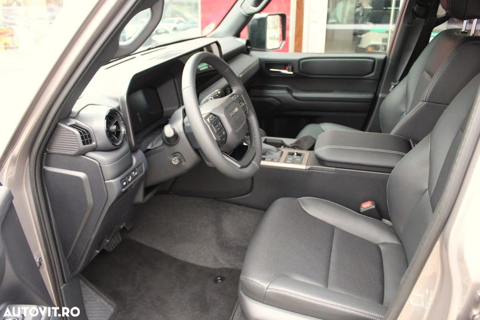 Toyota Land Cruiser 250 2.8l D-4D 204 CP A/T 7 locuri Executive - 2