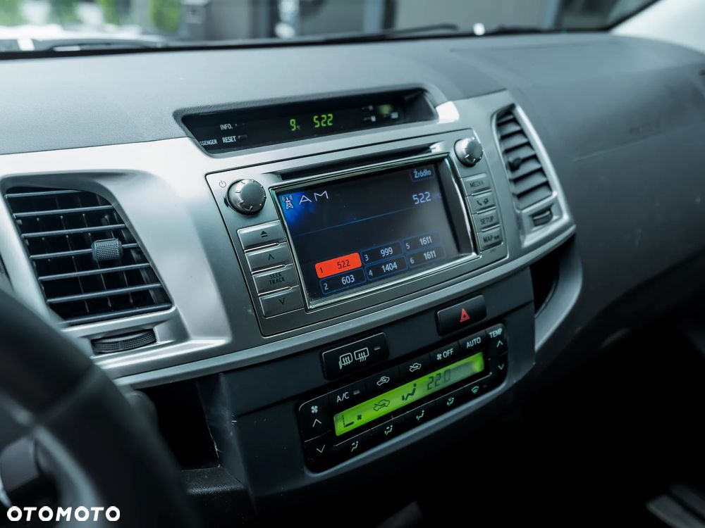 Toyota Hilux 3.0 D-4D SR5-X Platinium - 14