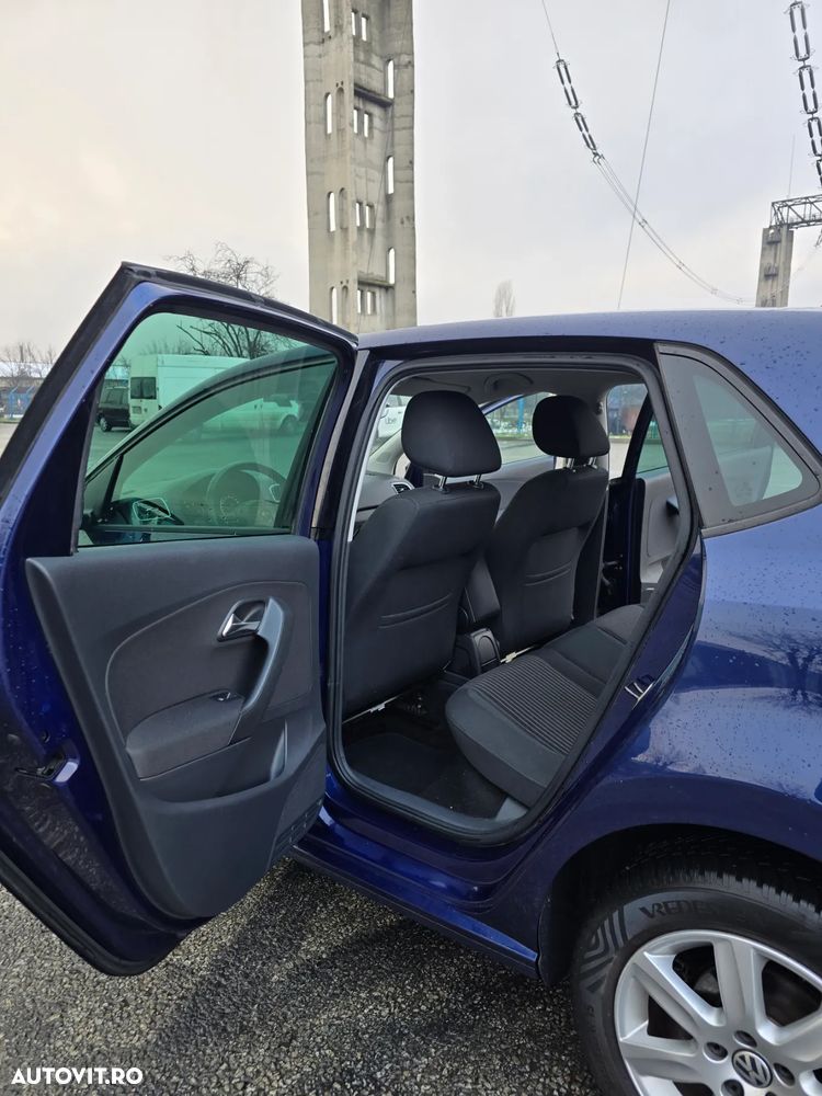 Volkswagen Polo 1.6 TDI DPF Highline BlueMotion Technology - 12