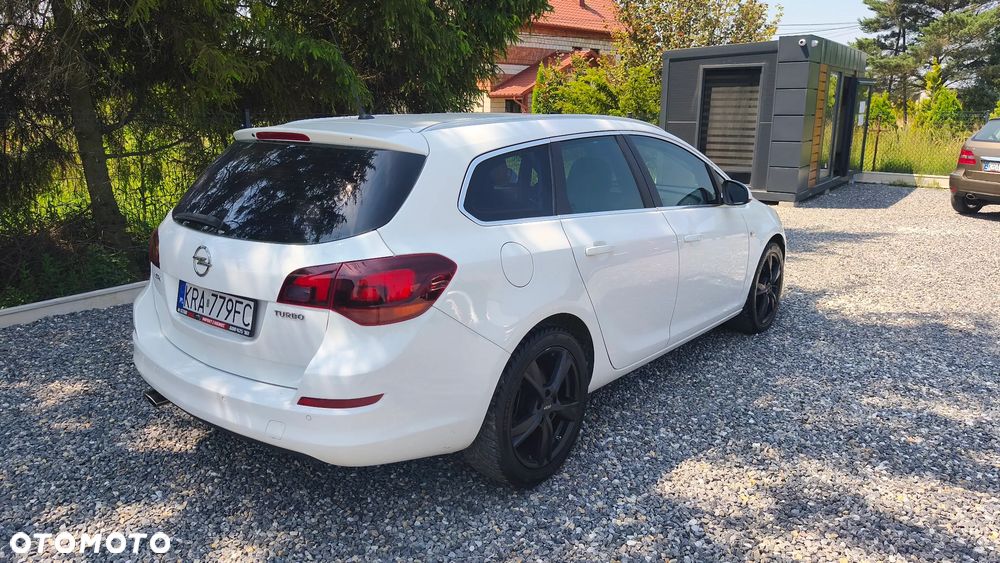 Opel Astra 1.6 T Sport - 8