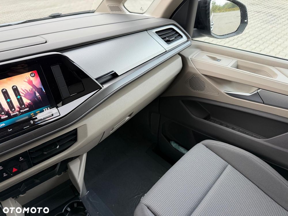 Volkswagen Multivan 2.0 TDI L2 Family DSG - 27