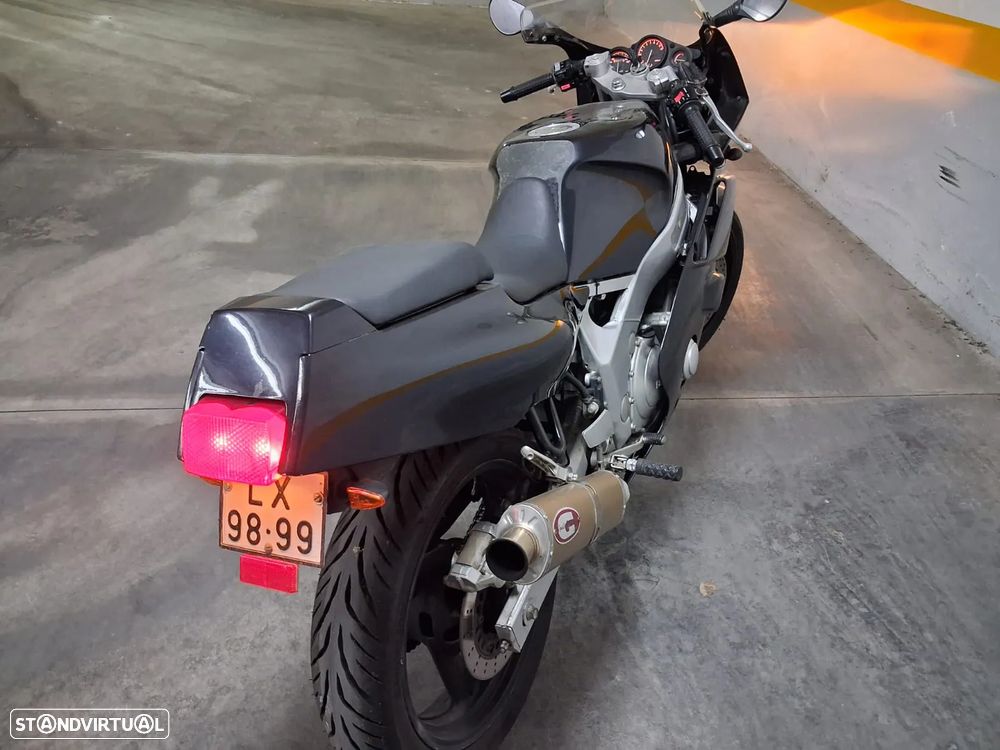 Yamaha FZR - 3