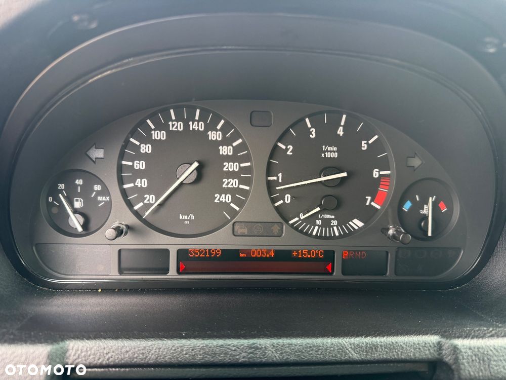 BMW X5 3.0 i Edition Exclusive - 32