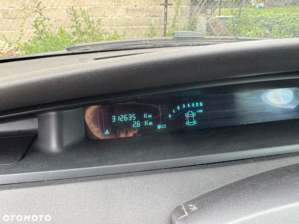 Renault Scenic - 10