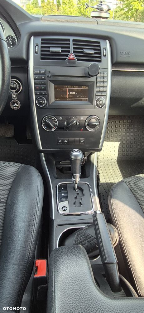 Mercedes-Benz Klasa B 180 CDI Autotronic Special Edition - 17