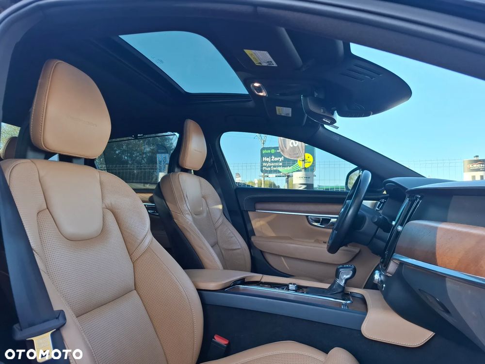 Volvo S90 - 29
