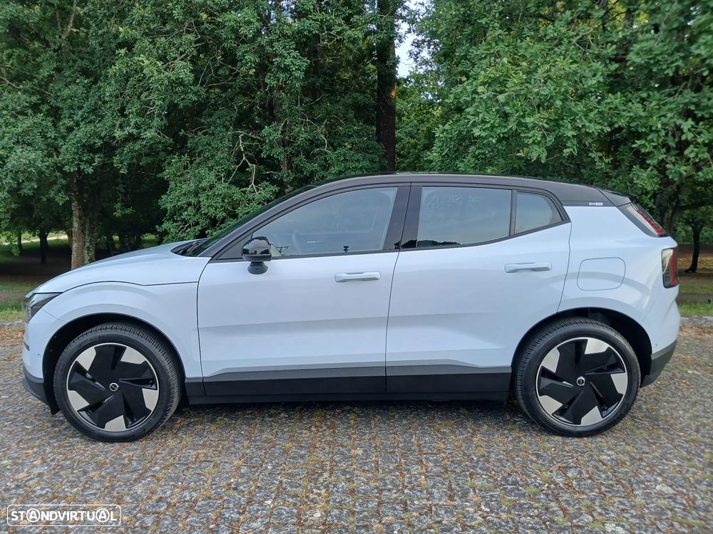Volvo EX30 69 kWh Single Motor Extended Range Plus - 3
