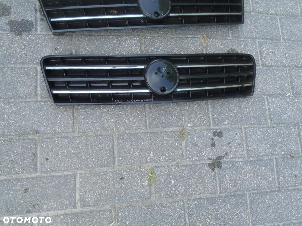 grill atrapa ramka logo znaczek emblemat fiat uno punto II lift posiadam wszystkie części - 7