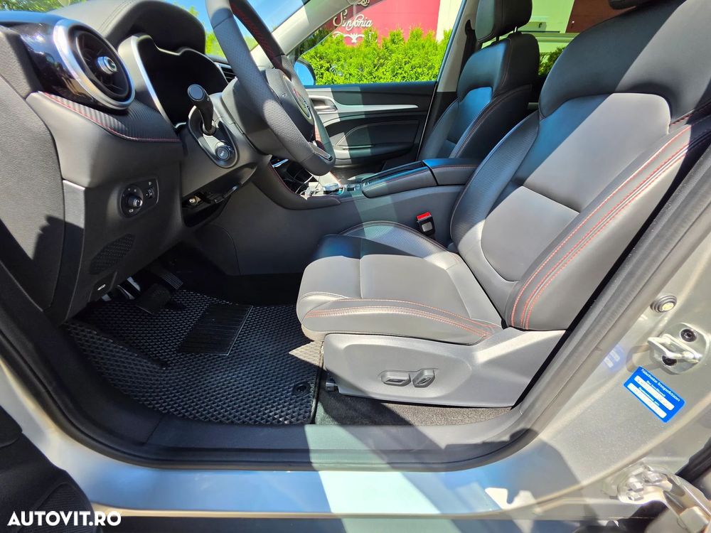 MG ZS EV - 13
