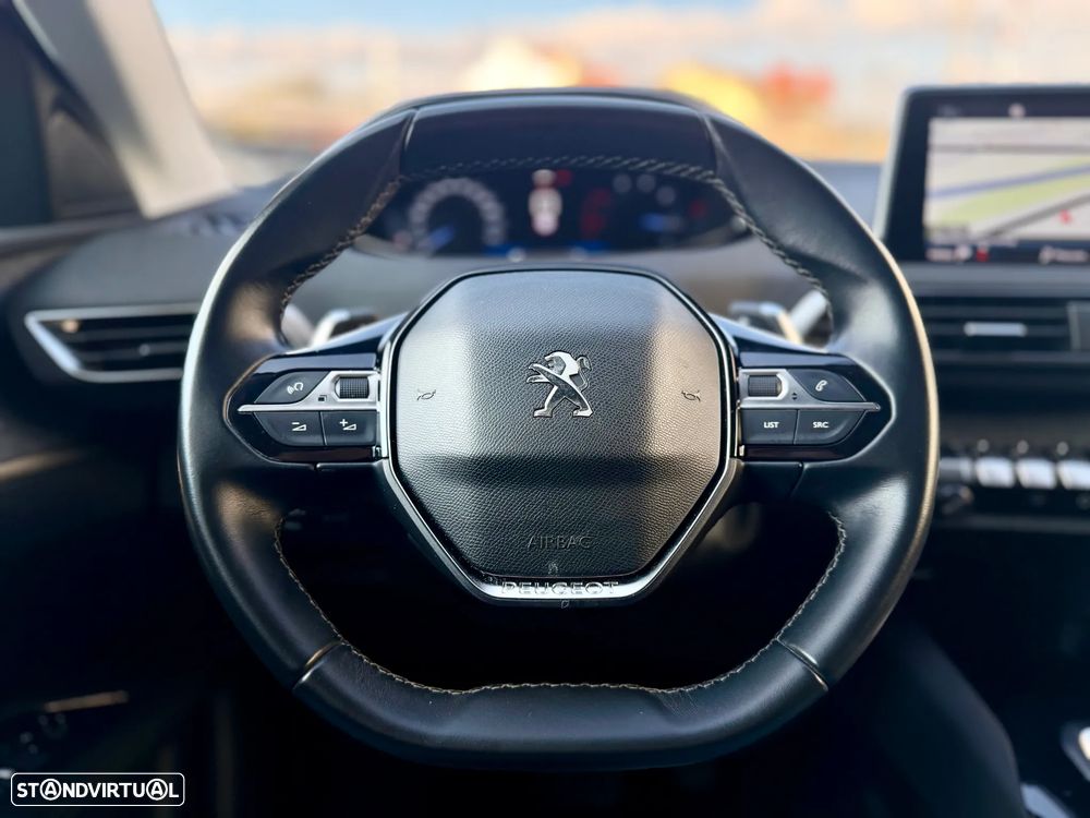 Peugeot 3008 1.5 BlueHDi Allure EAT8 - 19