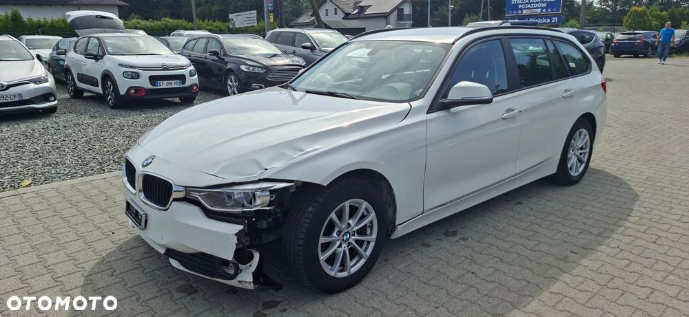 BMW Seria 3 320d xDrive - 2