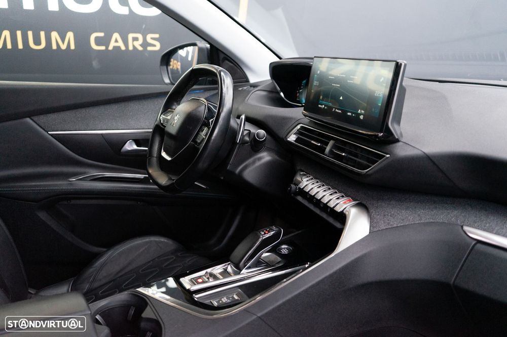 Peugeot 3008 1.6 Hybrid Allure Pack e-EAT8 - 42