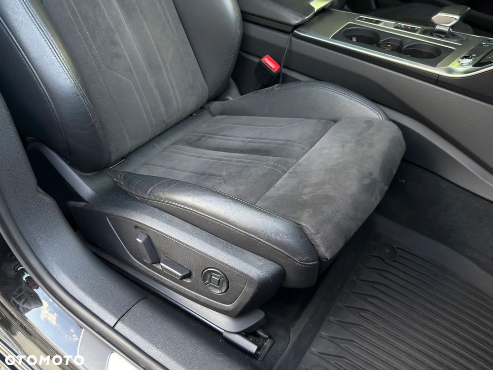 Audi A6 Avant - 24