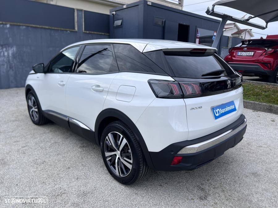 Peugeot 3008 1.6 Hybrid Allure Pack e-EAT8 - 4