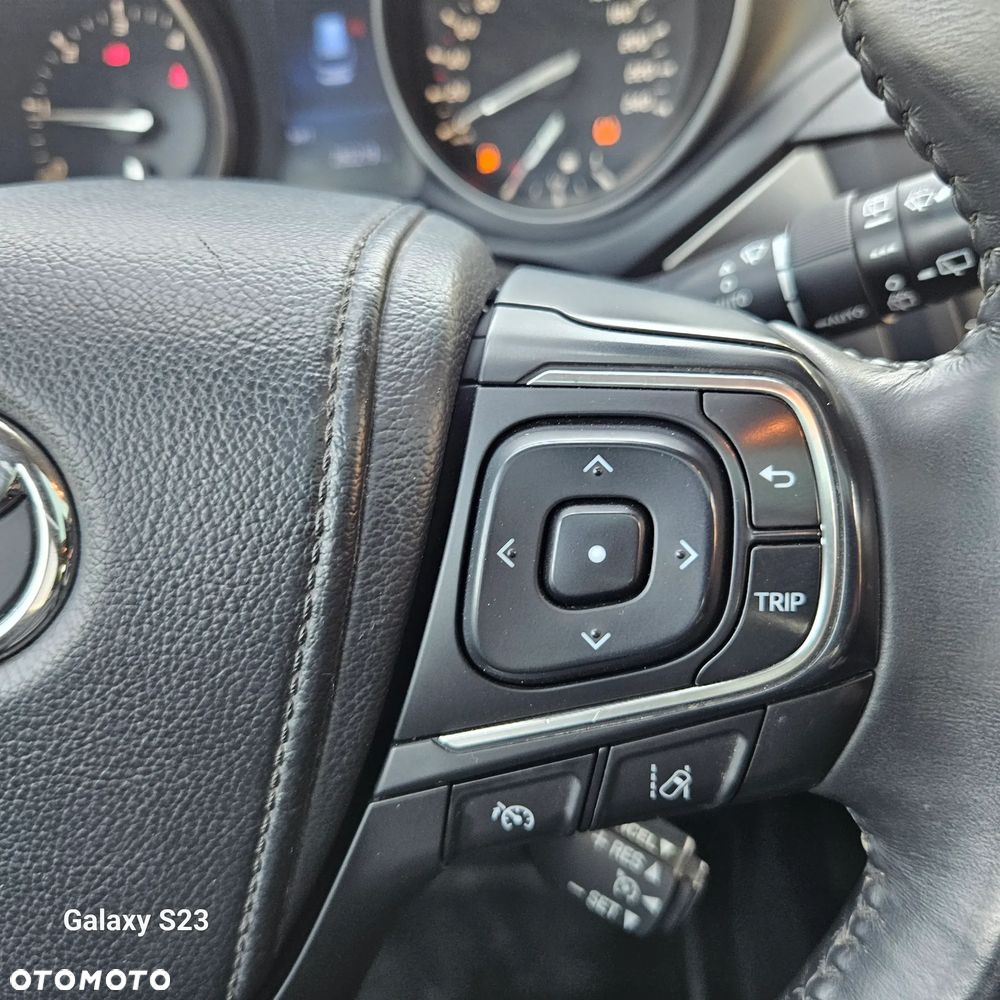 Toyota Avensis 2.0 D-4D Active Business - 33