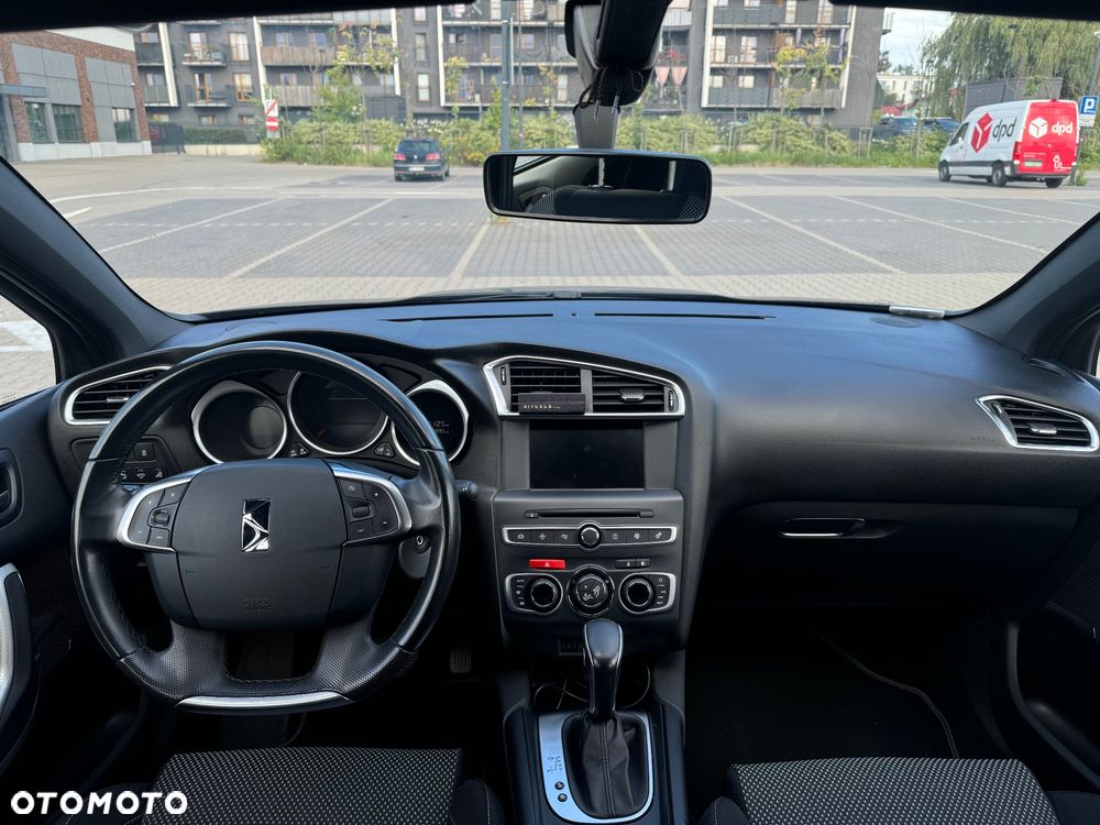 DS Automobiles DS 4 Crossback - 11