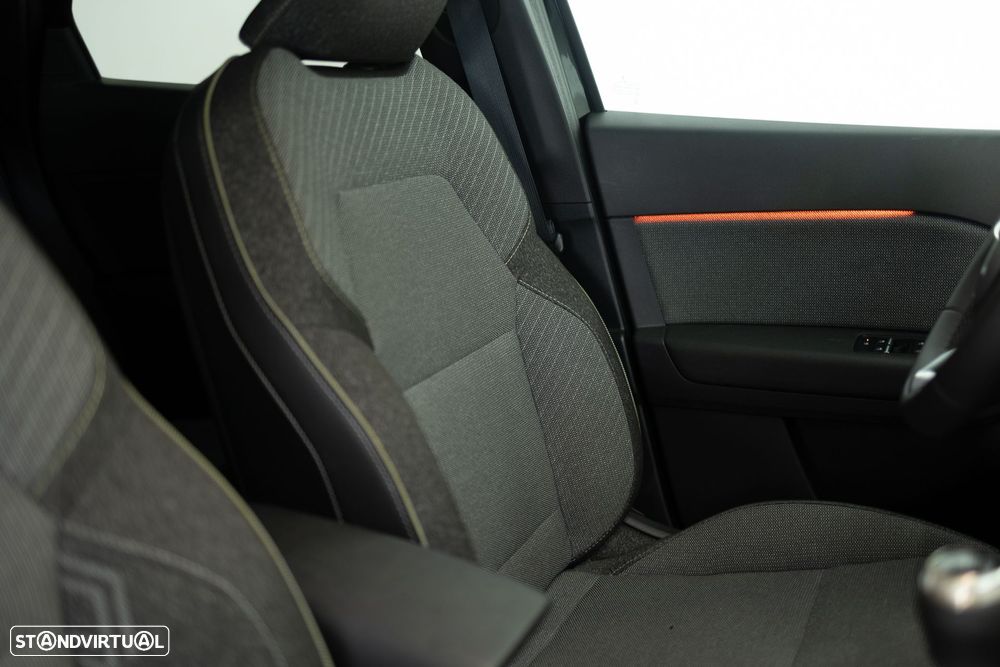 Renault Captur 1.0 TCe Techno Bi-Fuel - 42