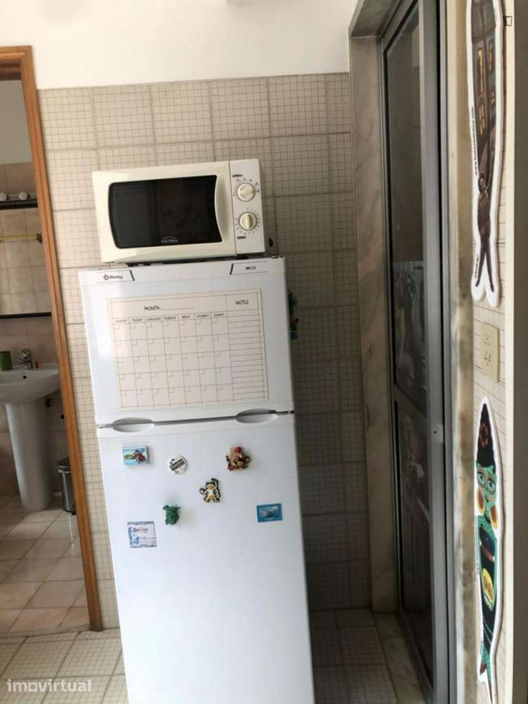 Quarto - localizado em Alameda Lisbon - Grande imagem: 4/12