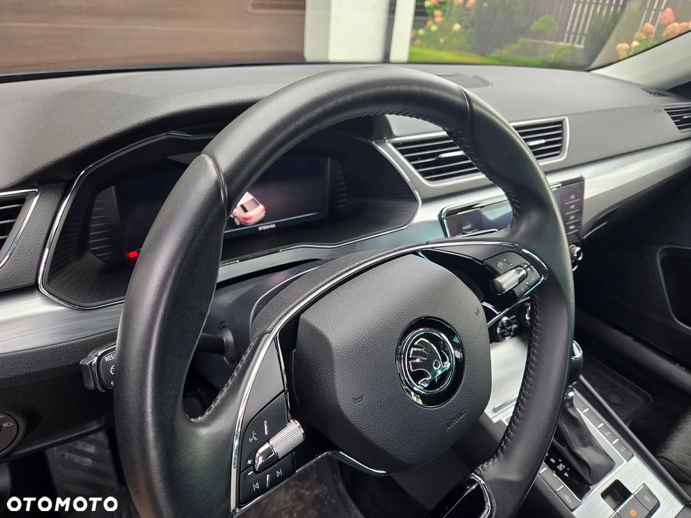 Skoda Superb 1.5 TSI Ambition DSG - 21