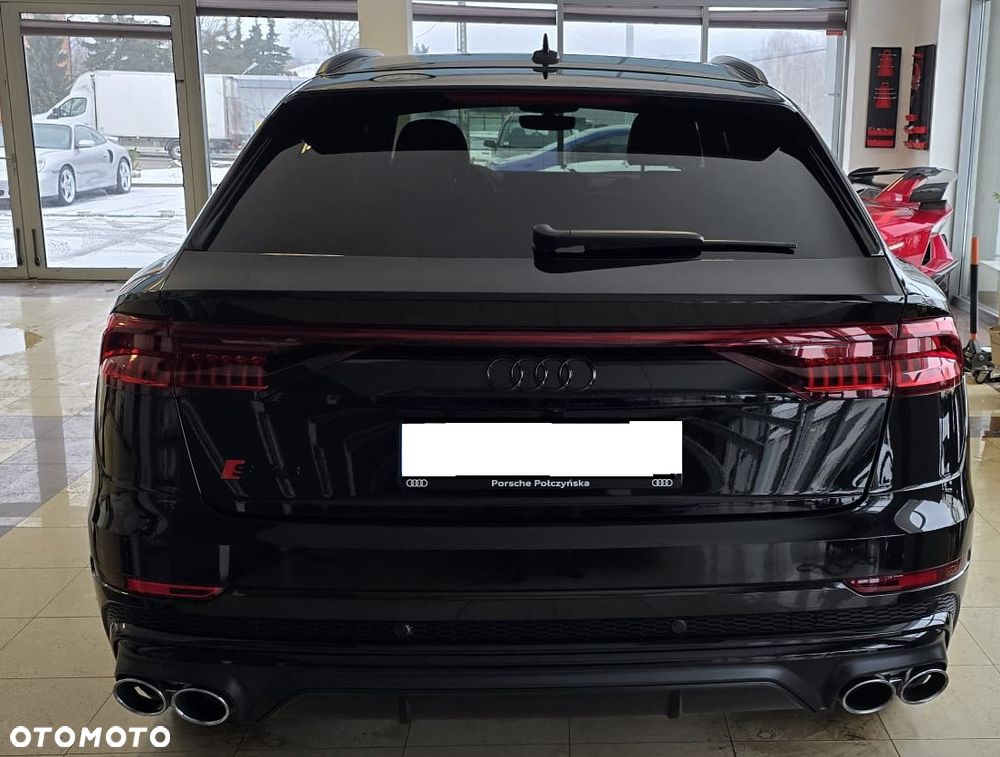 Audi SQ8 - 11