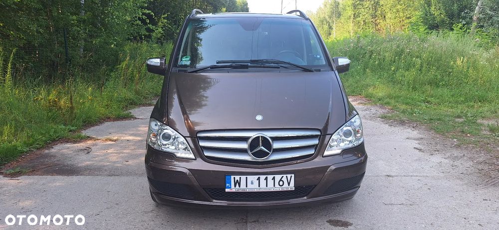 Mercedes-Benz Viano - 11