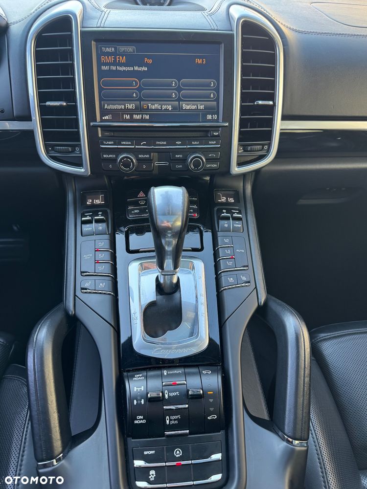 Porsche Cayenne Diesel Platinum Edition - 9