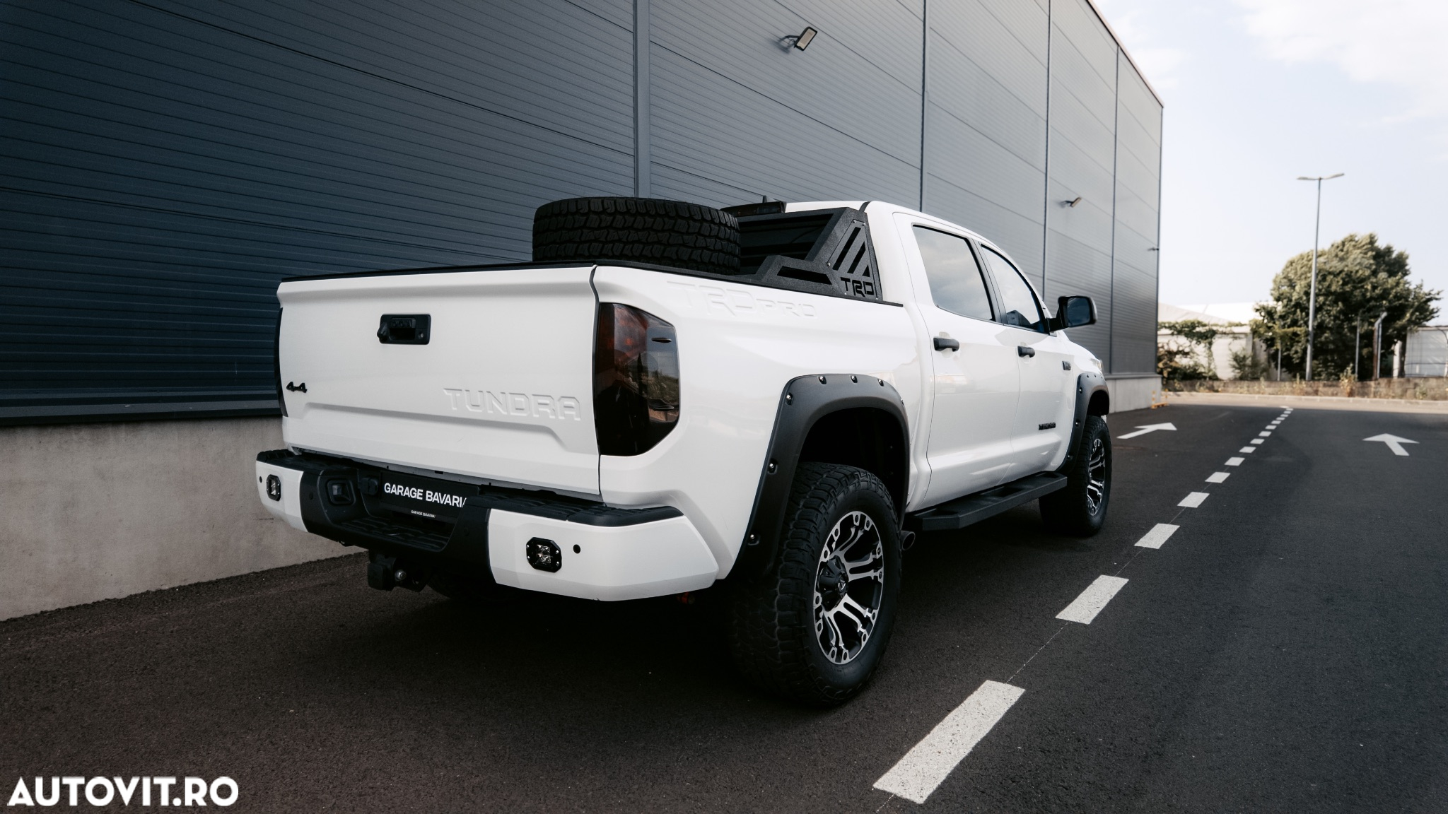 Toyota Tundra - 12