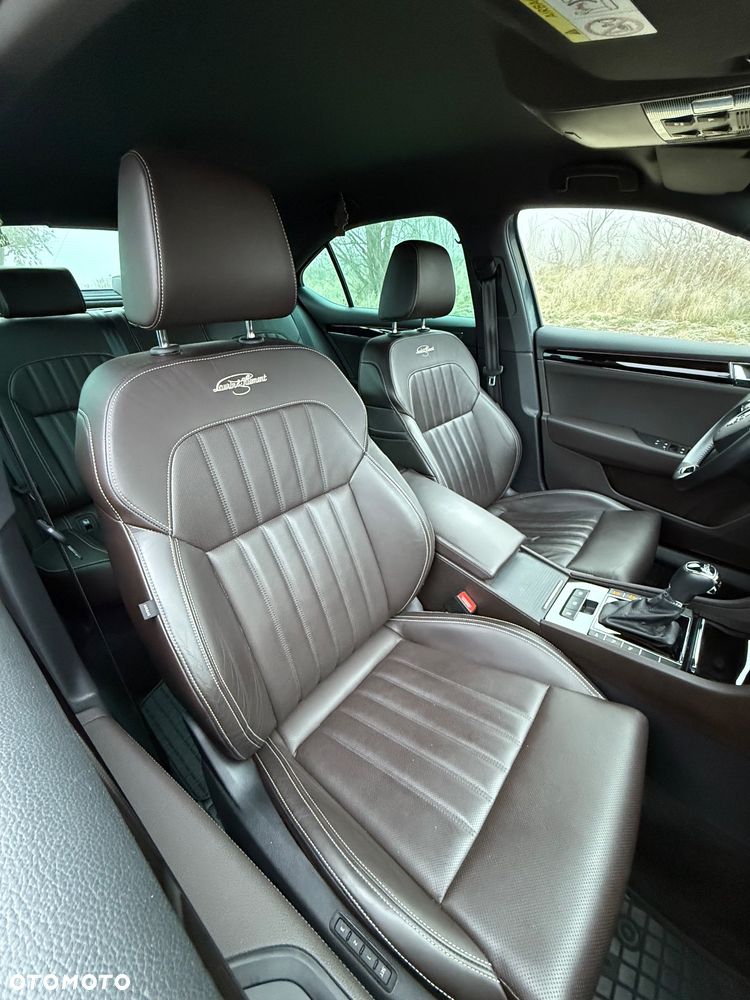 Skoda Superb 2.0 TDI SCR L&K DSG - 38
