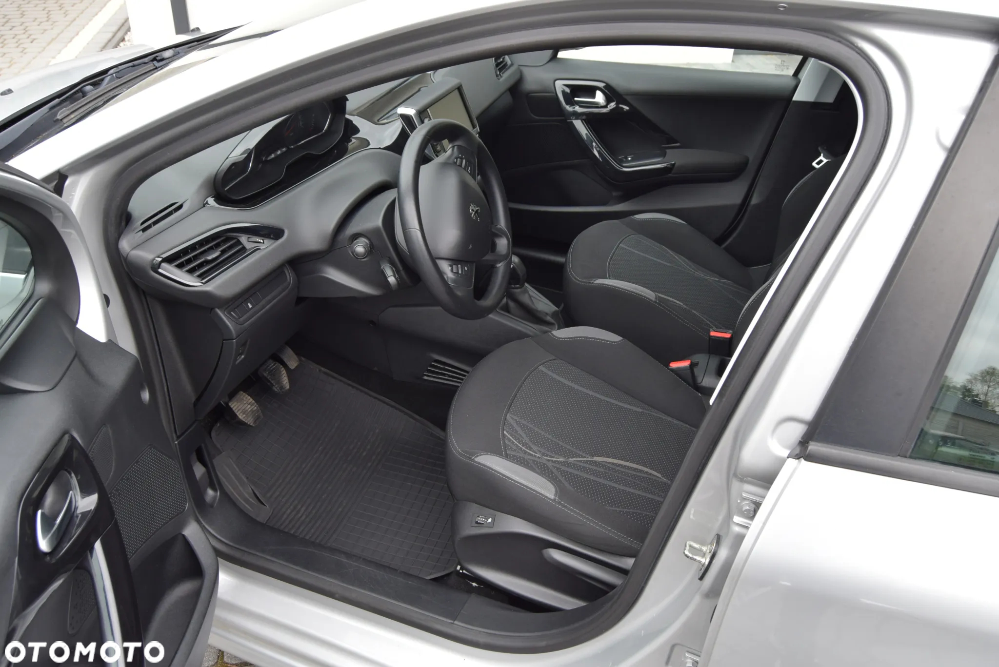 Peugeot 208 1.2 PureTech Active - 7