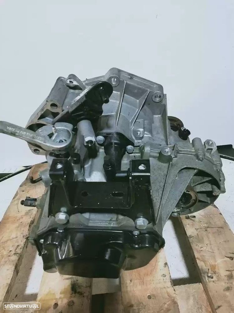 CAIXA VELOCIDADES SKODA FABIA I 2015 -LNR - 2