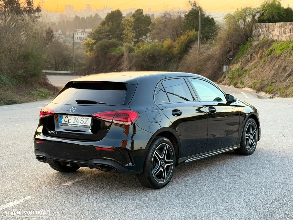 Mercedes-Benz A 250 e AMG Line - 13