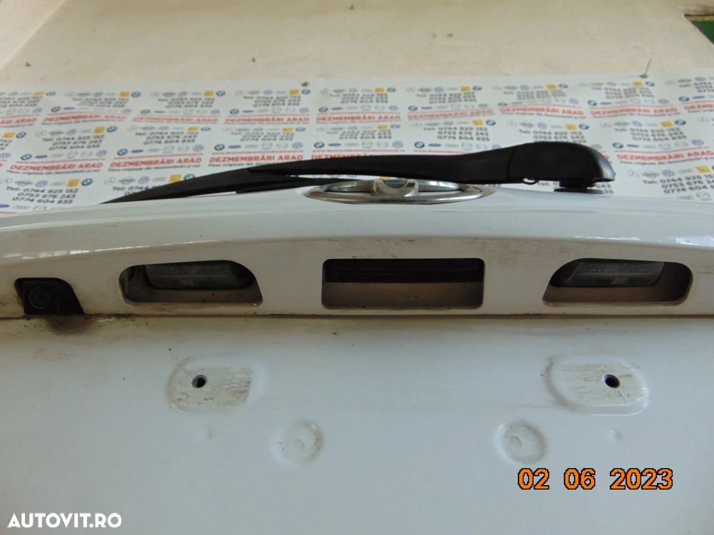 ornament haion Toyota |yaris 2012-2020 maner deschidere buton haion yaris 3 p13 dezmembrez - 3
