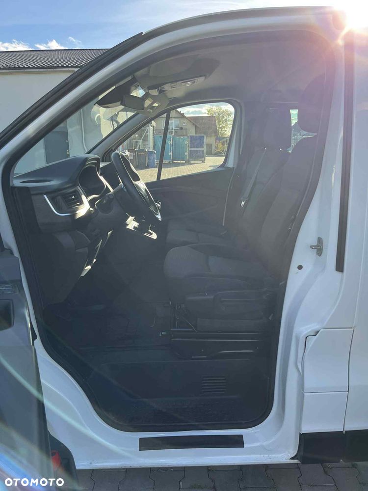 Renault Trafic - 4