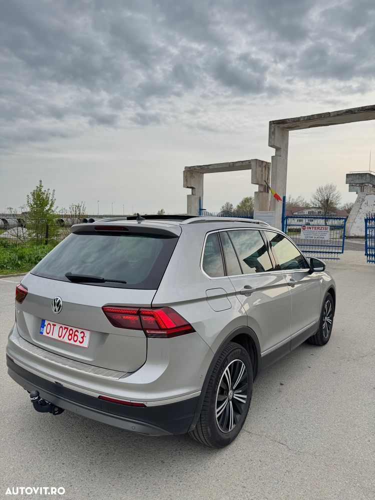Volkswagen Tiguan 2.0 TDI 4Mot DSG Comfortline - 6