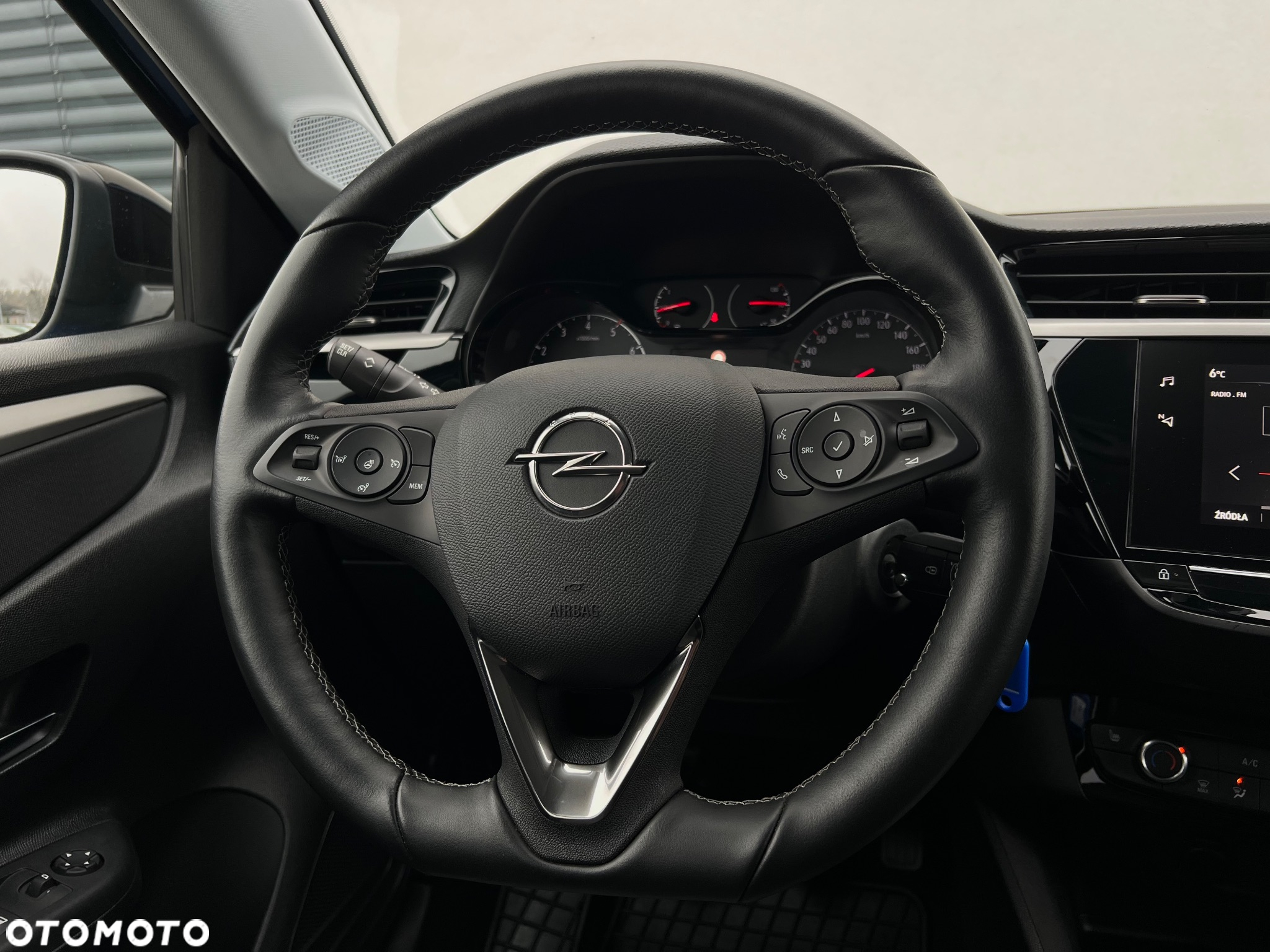 Opel Corsa 1.2 Elegance S&S - 10