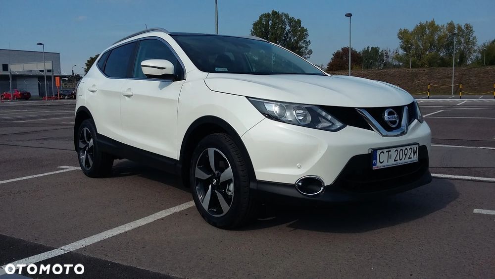 Nissan Qashqai 1.6 DIG-T Tekna - 1