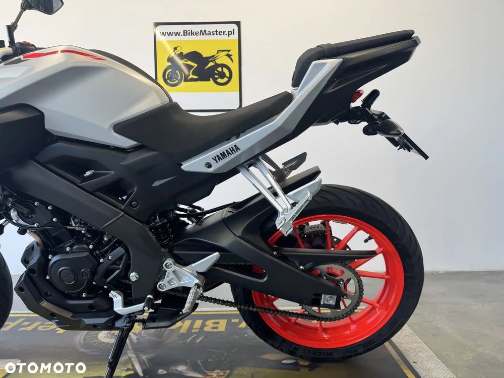 Yamaha MT - 26