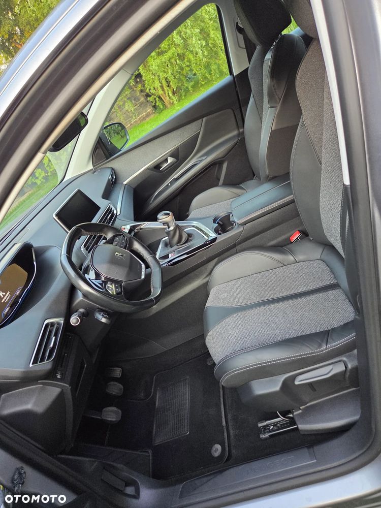 Peugeot 3008 1.5 BlueHDi Allure S&S - 20