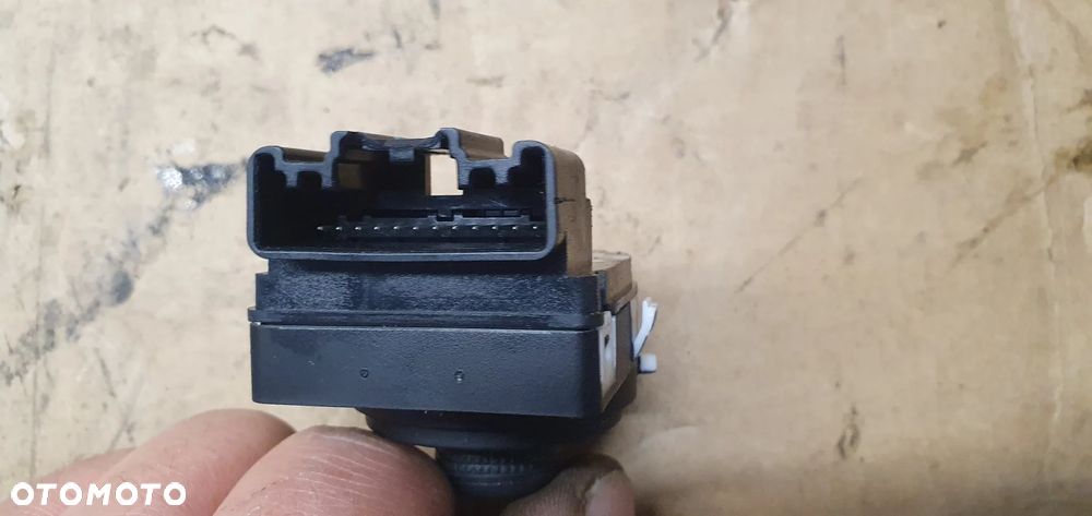 Przełącznik regulacji lusterek Opel Zafira C - 3